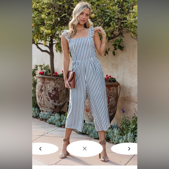 Vici romper NWT size Small - Picture 2 of 4